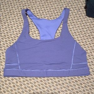 Lululemon sports bra